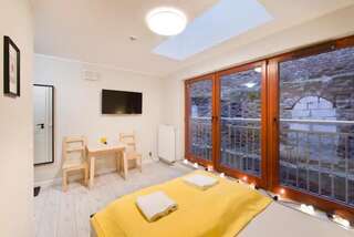 Хостелы WaterLane Island Hostel Гданьск-3